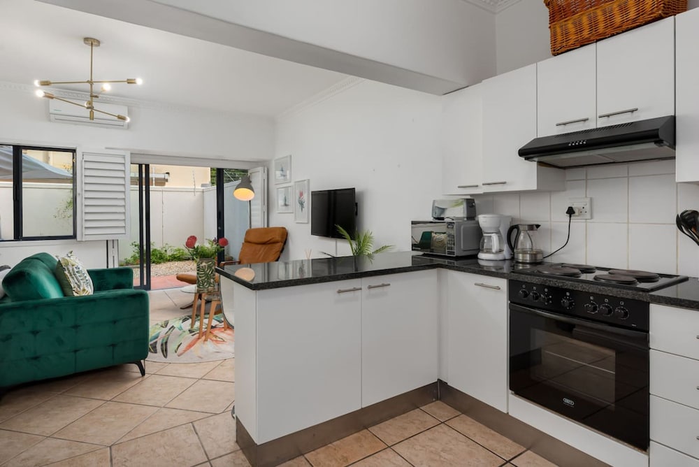 Stylish Sea Point Studio in Secure Complex Patio