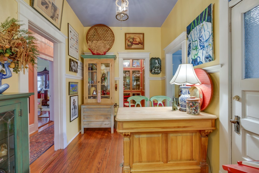 New Orleans Vacations - Lavish New Orleans Haven w/ Private Pool! - Property Image 5