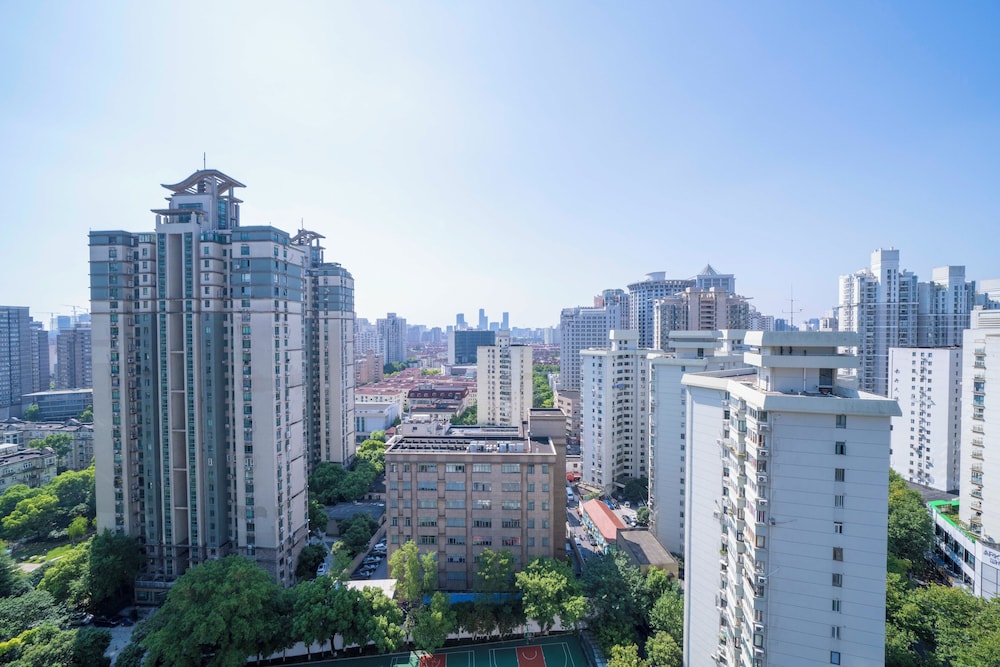Tyms Cozy 2BR 1BA Apt Yongxin Century