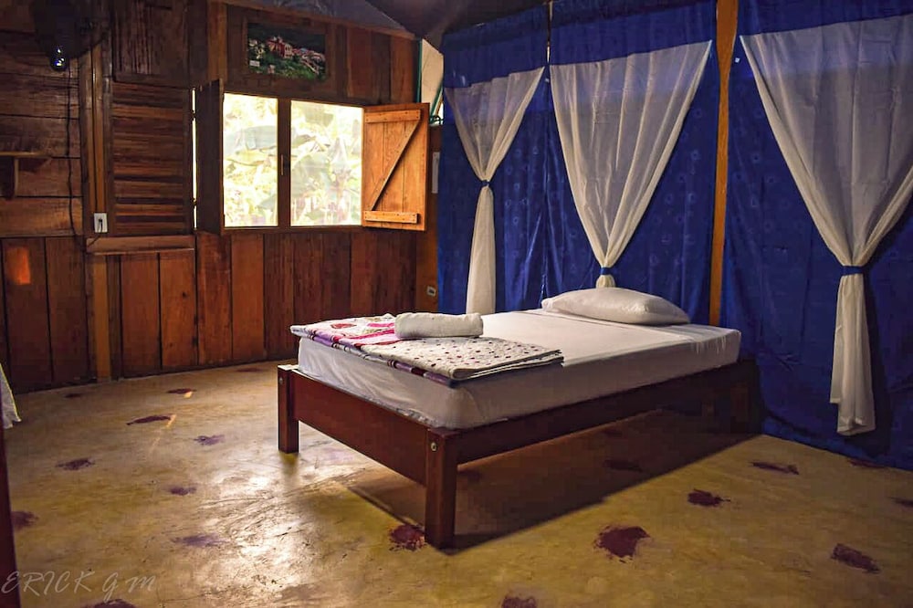 Hostal Caño Nevera