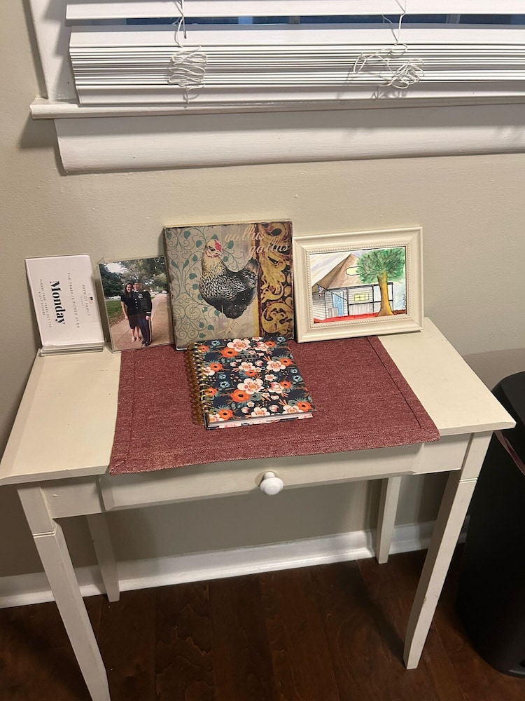 Schiffman Northeast Nook