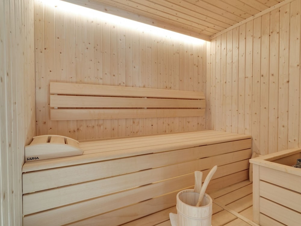 Modern Chalet in Muhlbach am Hochkonig Near Ski Area