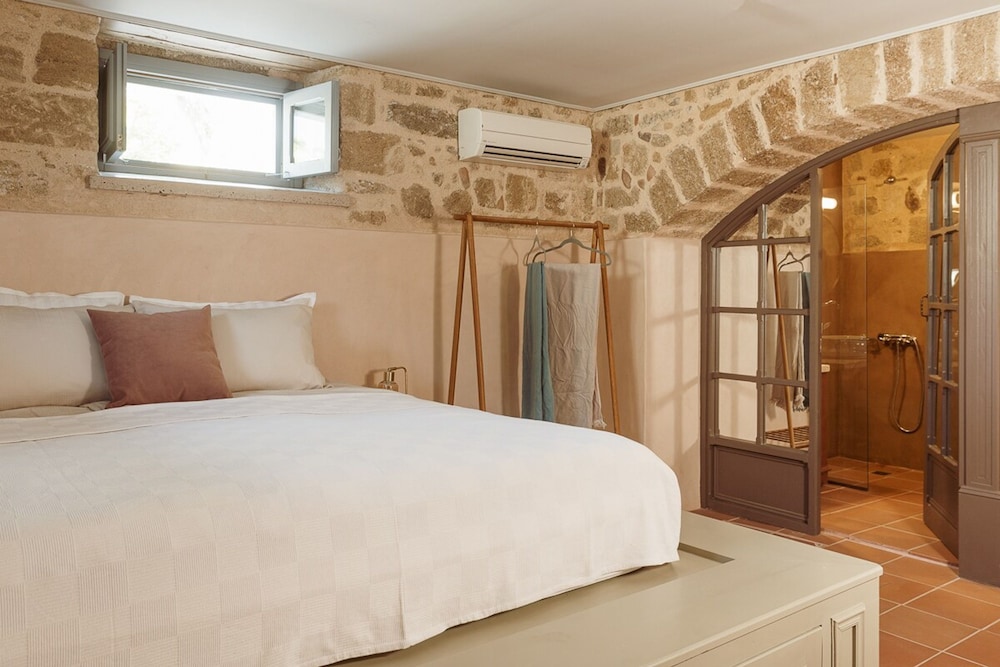 Saray Monumental Luxury Villa