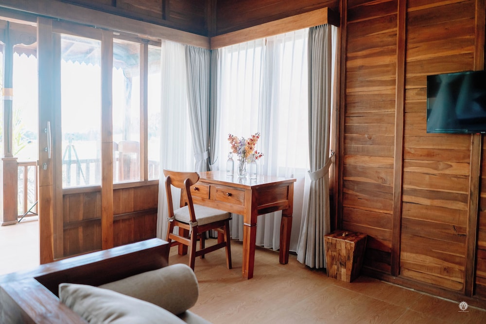 Uma Sunset Villa