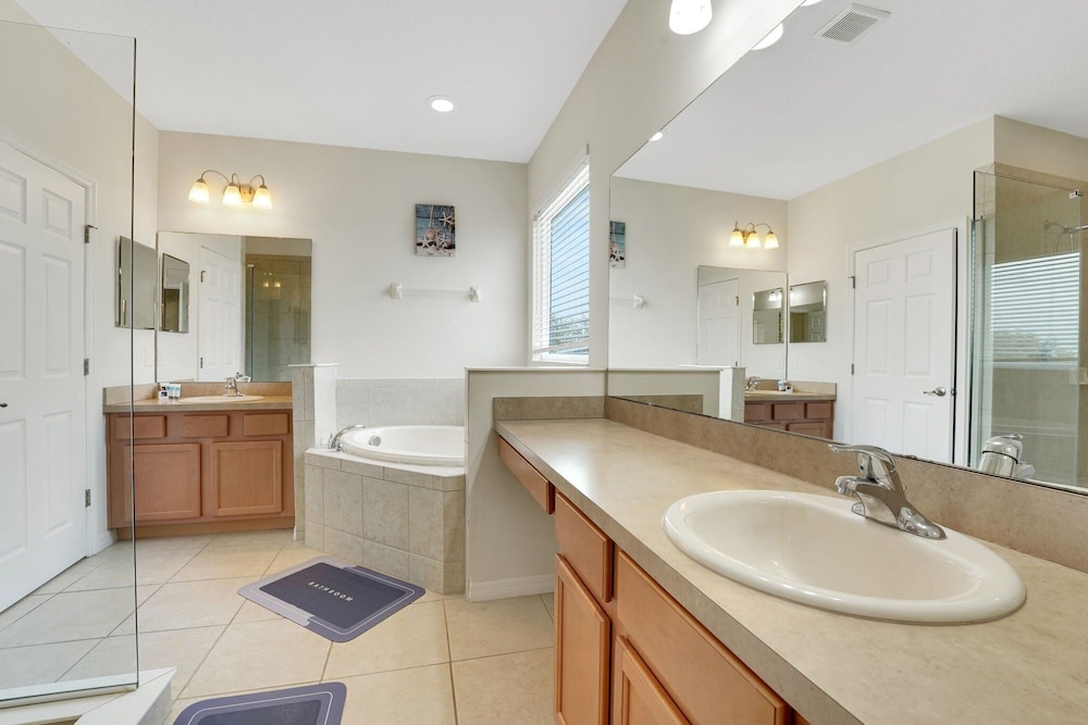 2245ca-providence Resort 6 Bedroom Home
