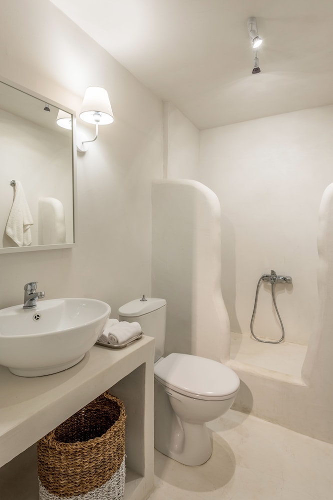 Eneos Kythnos Beach Villas