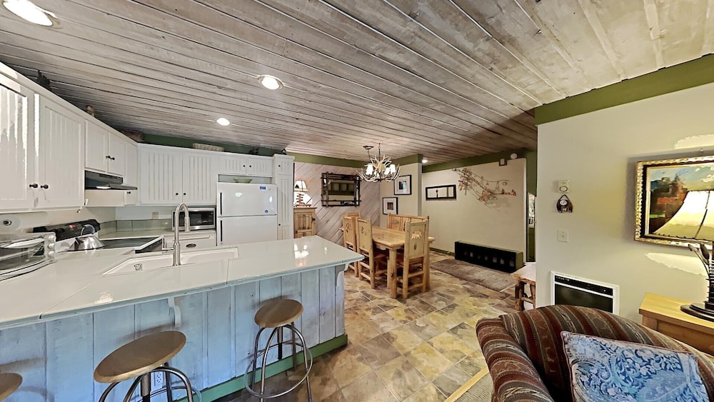 Mammoth Mountain Vacation Condos