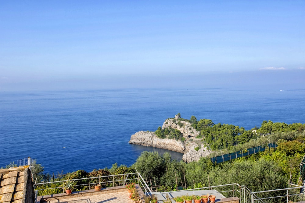 Villa Blue Skyline