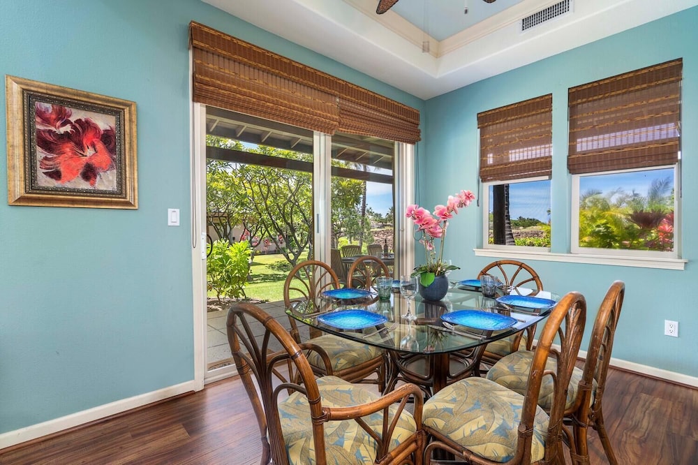 Luxurious View Corner Townhome - Great Views - VIP Beach Pass - Vrkcv