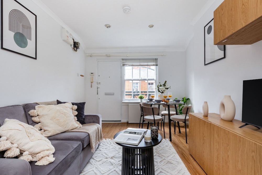 Cozy 1BR Apartment near Covent Garden