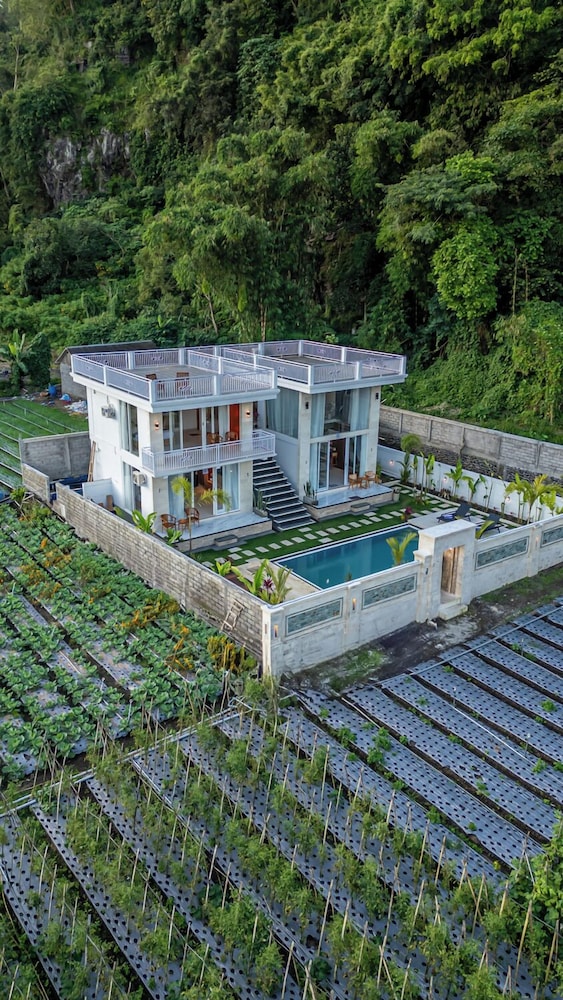 Hayana Villa