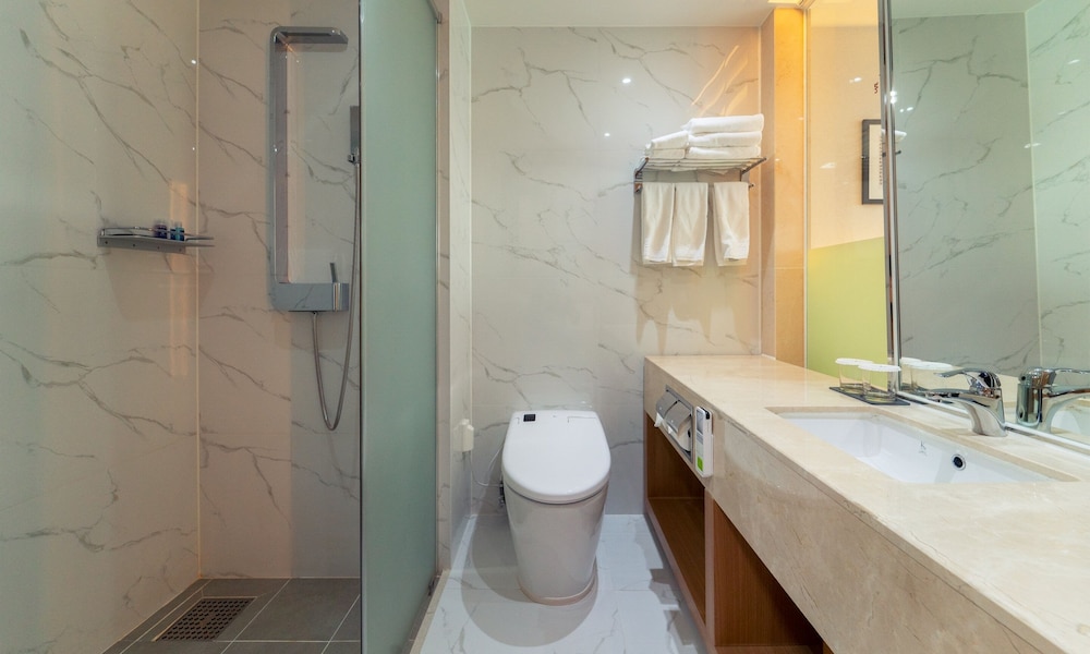 Venezia Hotel and Suite 76