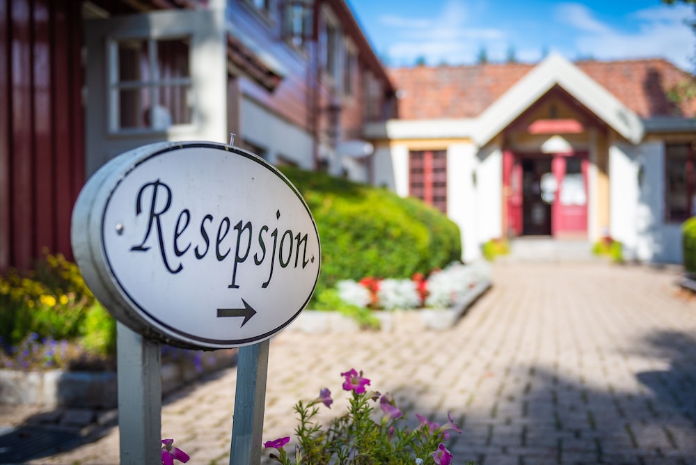 Sandnes Vacations - Kronen Gaard Hotel - Property Image 3