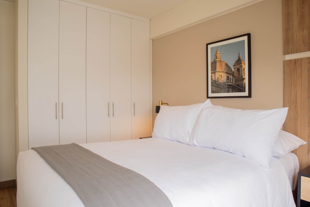 w Elegant 1BR Retreat in the Heart of San Isidro