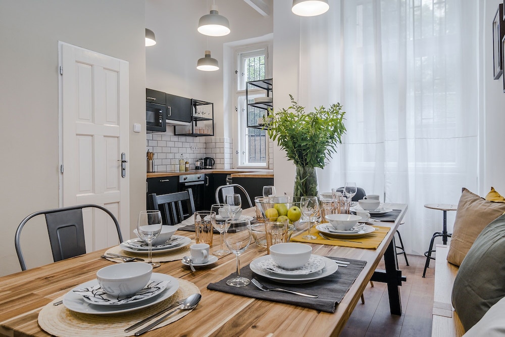 Modern APT in Center by Michal&Friends
