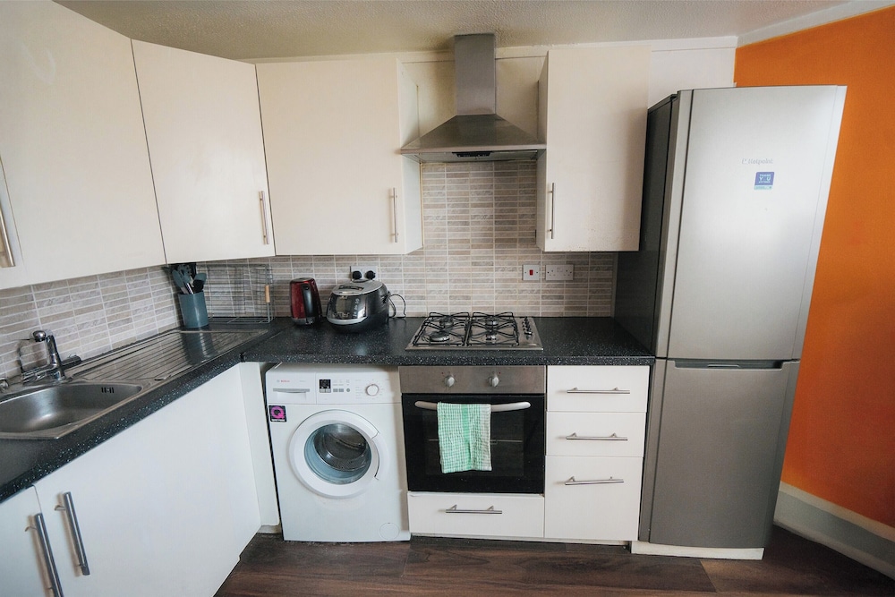 London Luxury Flat - Upper Whistler Walk