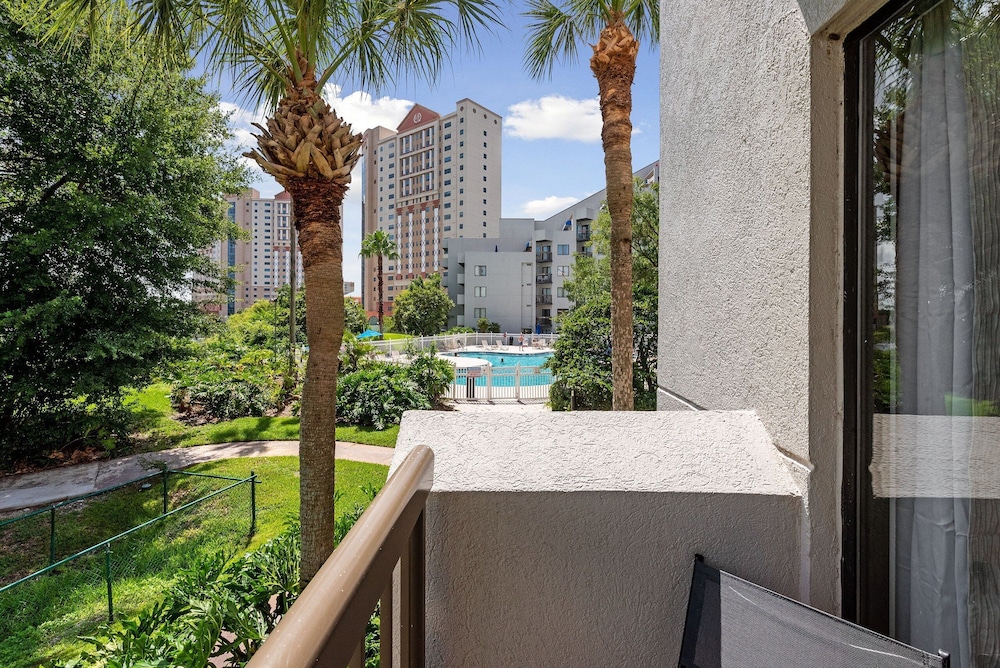 The Enclave Hotel and Suites