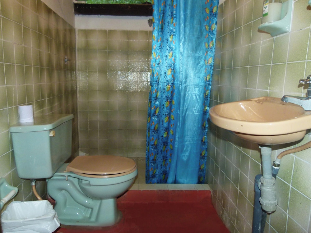 Wira Pora Hostal