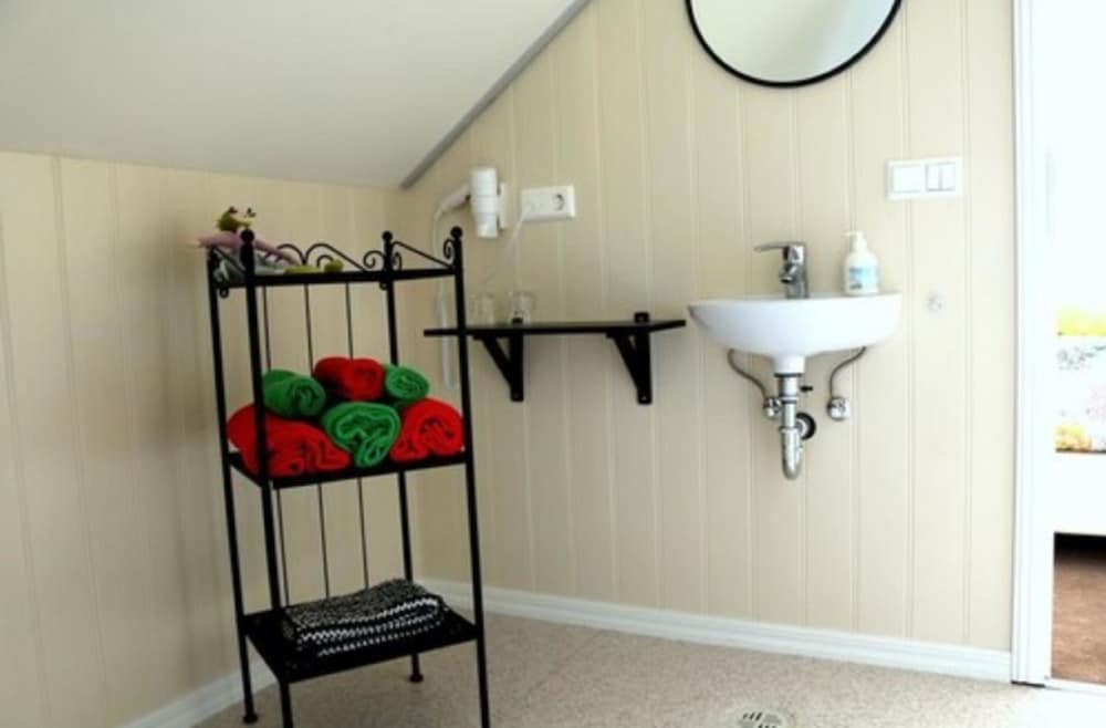Photo 7