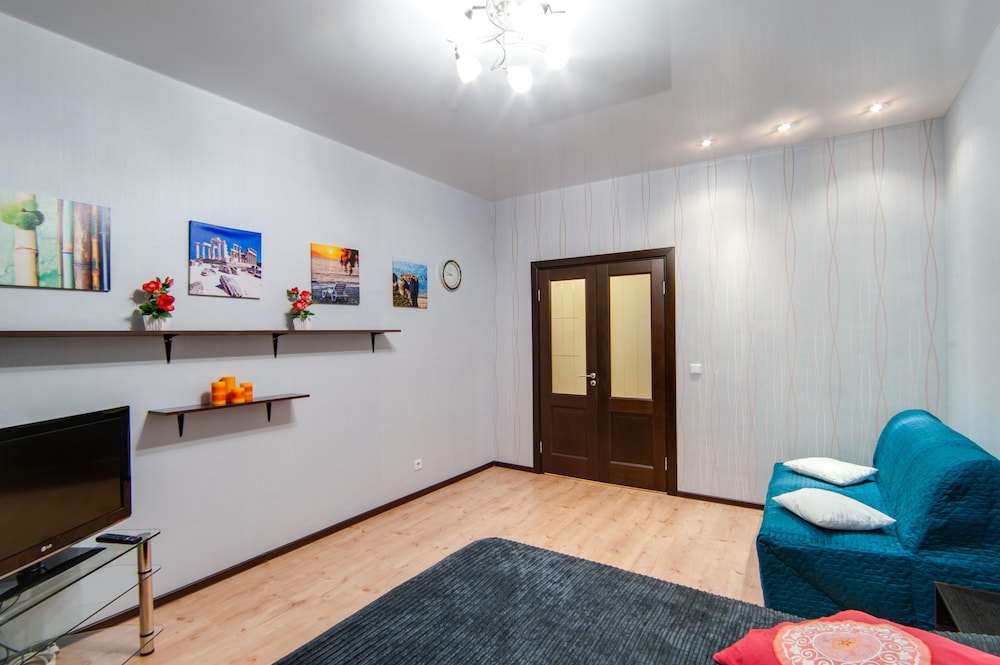 Aura Apartments