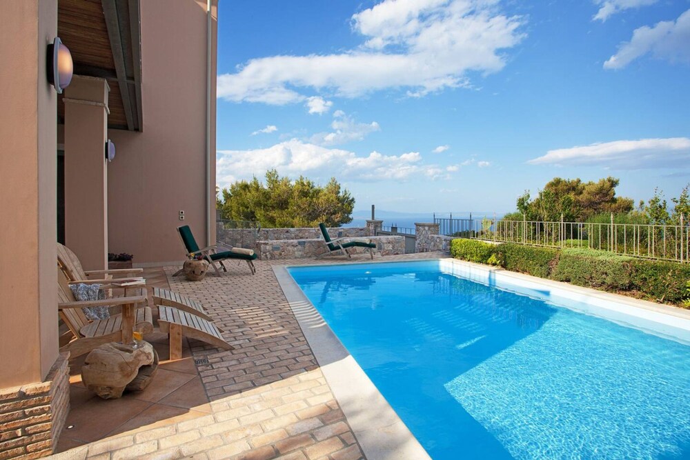 Villa Kalida Stunning Seaview and Relax