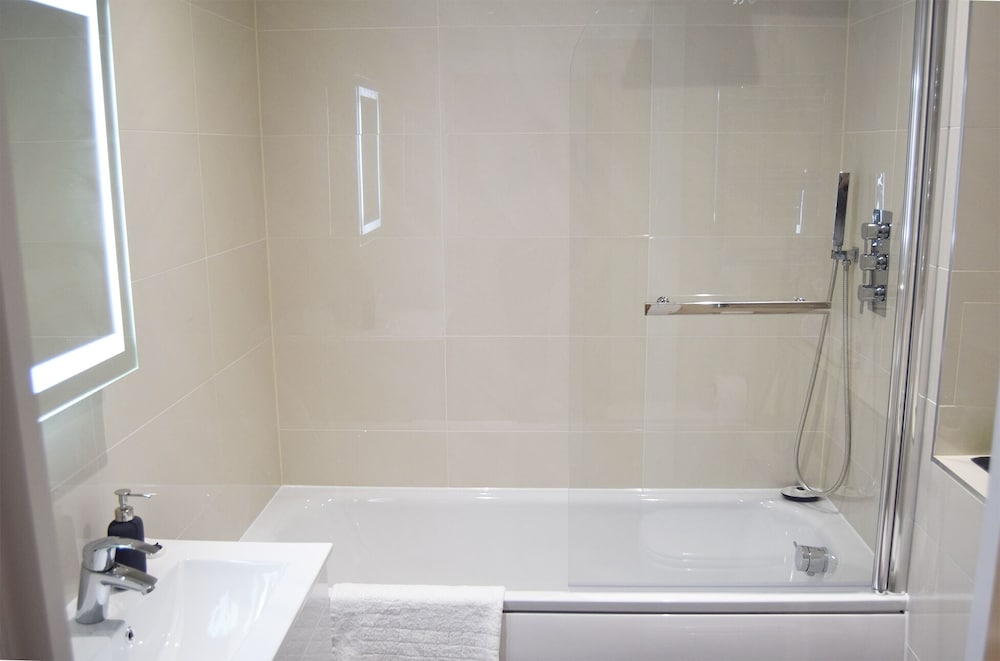 Morland House Apartments