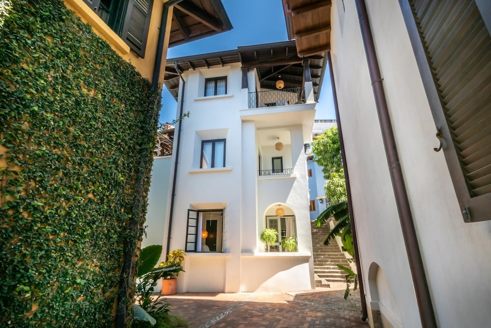Las Catalinas - 2 BR Condo Just Steps to the Beach - Casa el Chante
