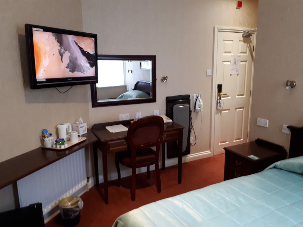 Welbeck Hotel and Apartments