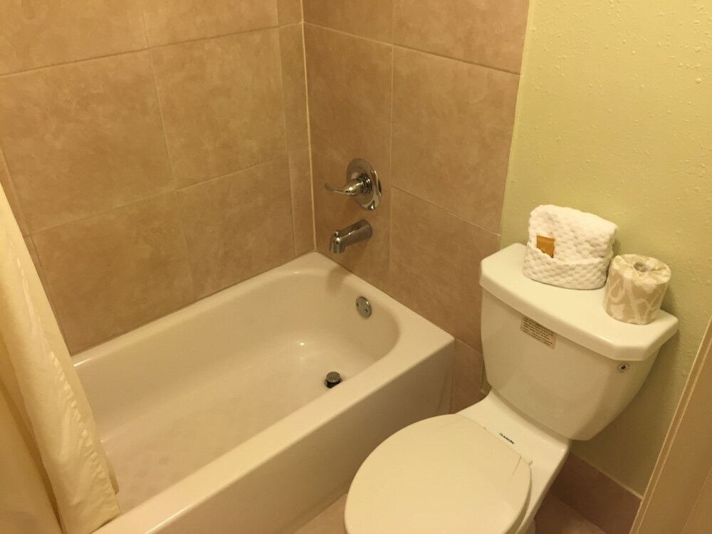 Sebring Vacations - Sebring Inn - Property Image 20
