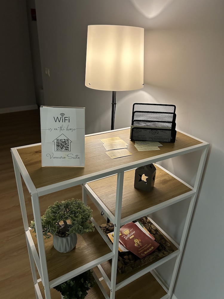 Vomero Suite and deluxe room