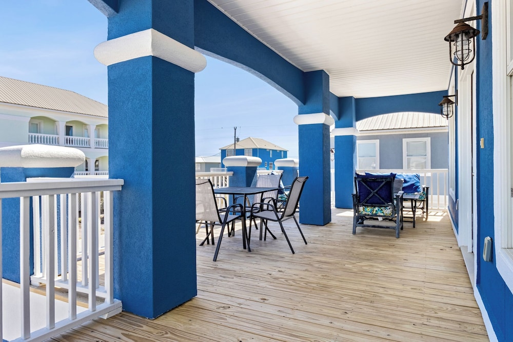 Poseidon Palace by Southern Vacation Rentals
