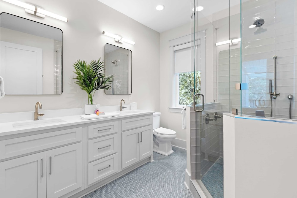 All Decked Out Seagrove by Avantstay Priv Pool+hot Tub, Ocean Views!