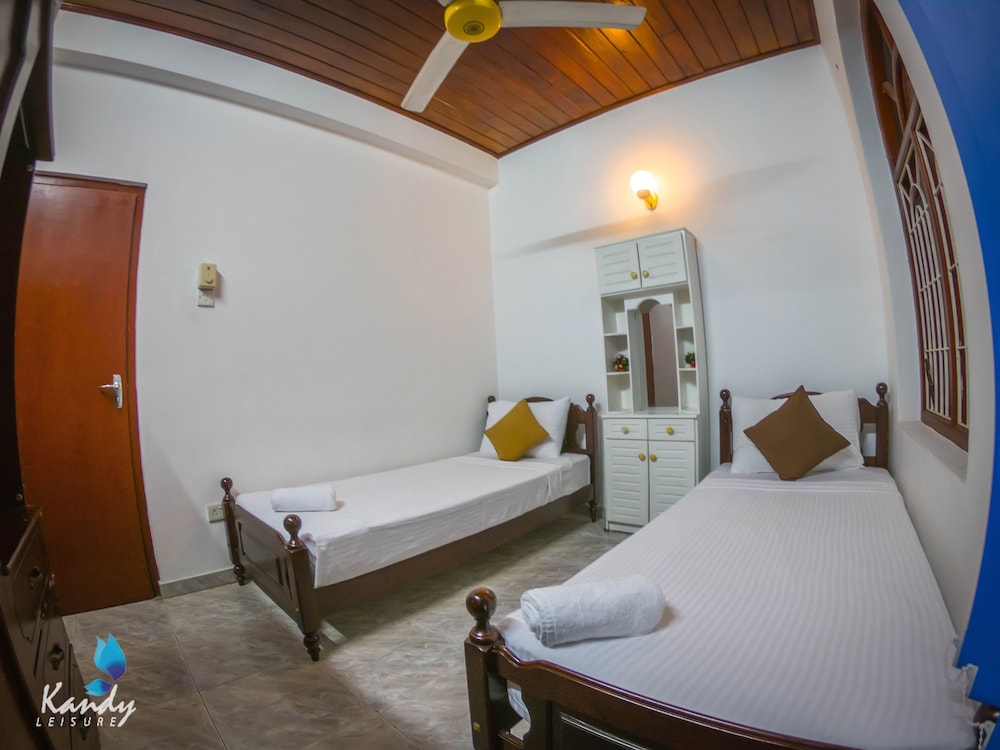 Kandy Leisure
