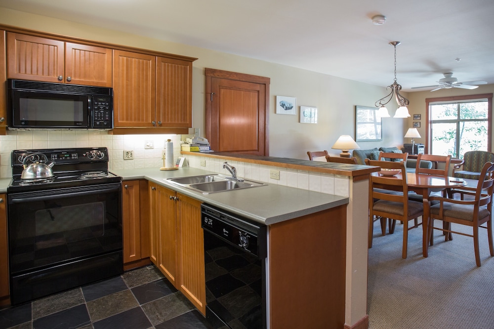 Eagle Springs East - 2 Bedroom Condos in Solitude UT