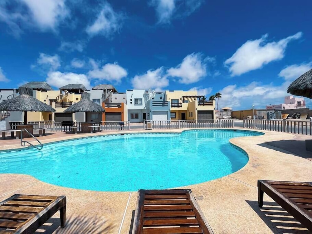Gated 2BR Apartment Near Sandy Beach
