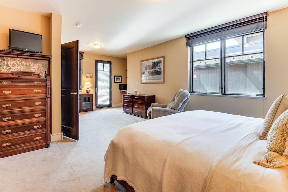 < 1 Mi to Sun Valley Resort: Dtwn Ketchum Condo
