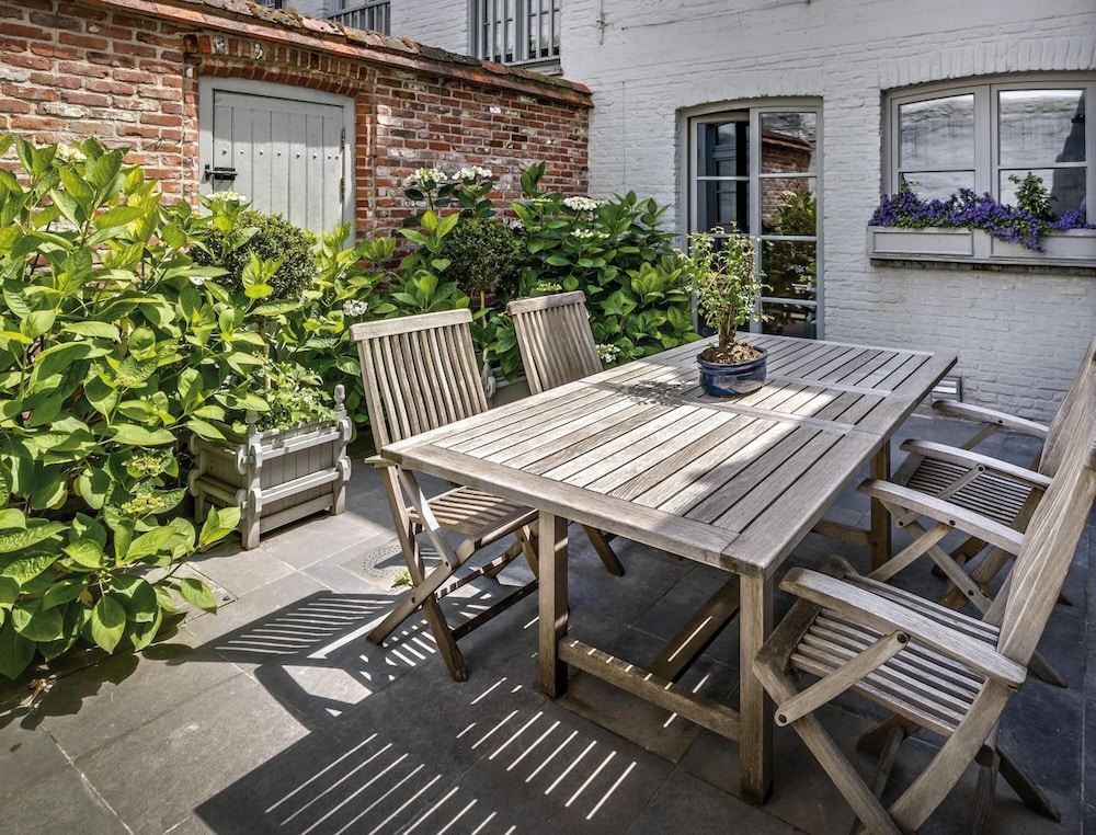 Guesthouse Maison le Dragon