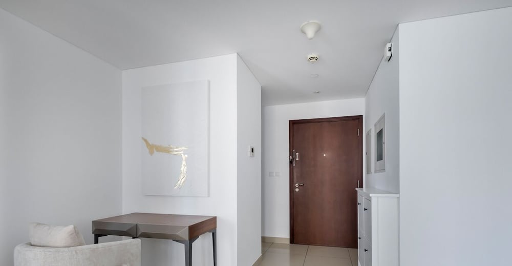LUX  The Fountain View Suite