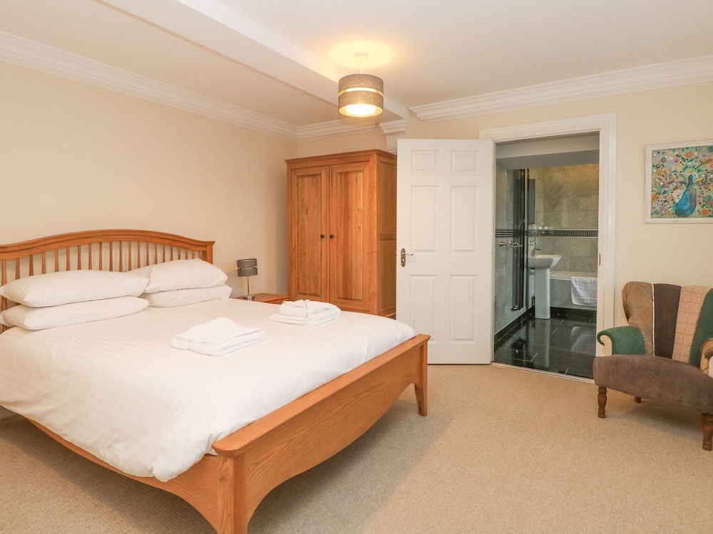 Emigrant Mini Hotel