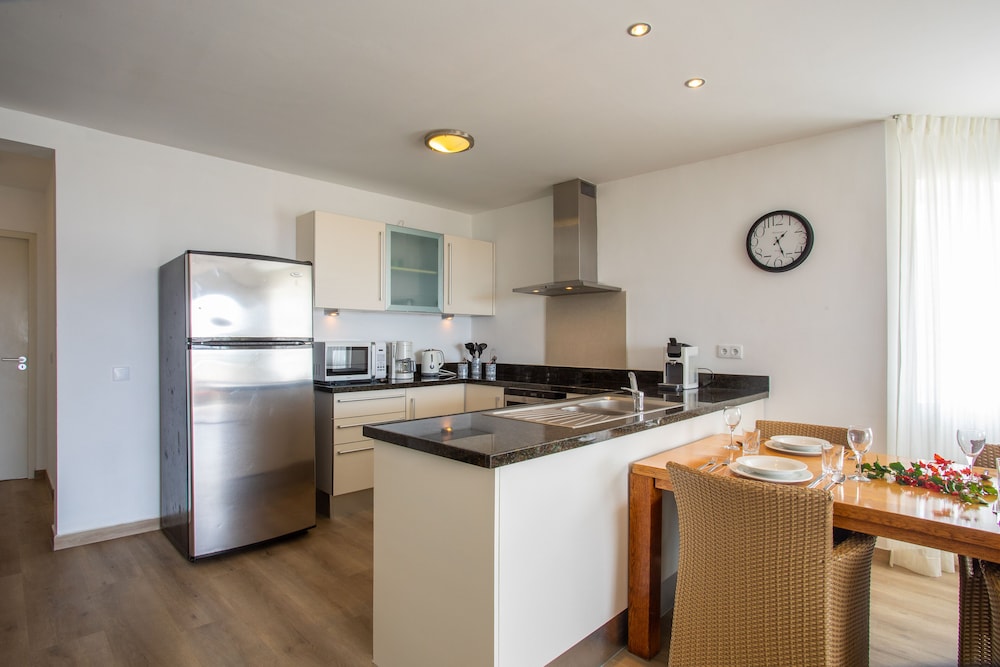 Blue Bay Apartments