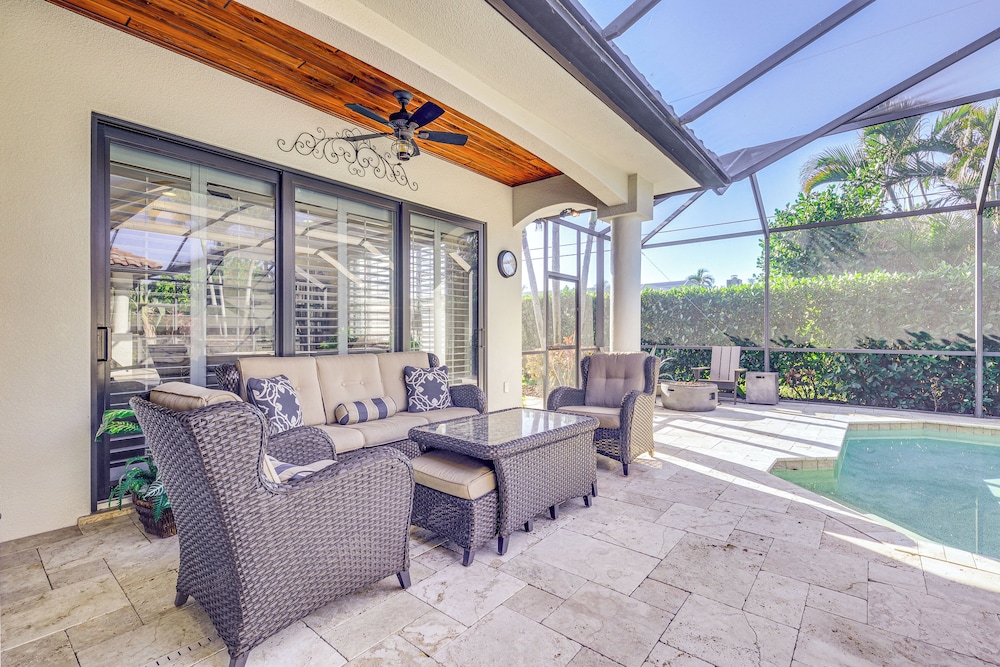 3 Mi to Bonita Beach: Outdoor Oasis w/ Pool & Spa!