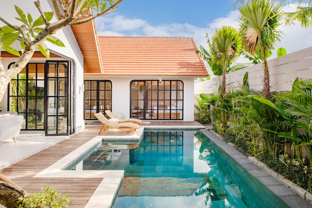 Villa Concasa in Canggu - 2 min to Atlas/finns view 3