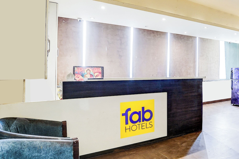 Fabhotel Ramaya Palace