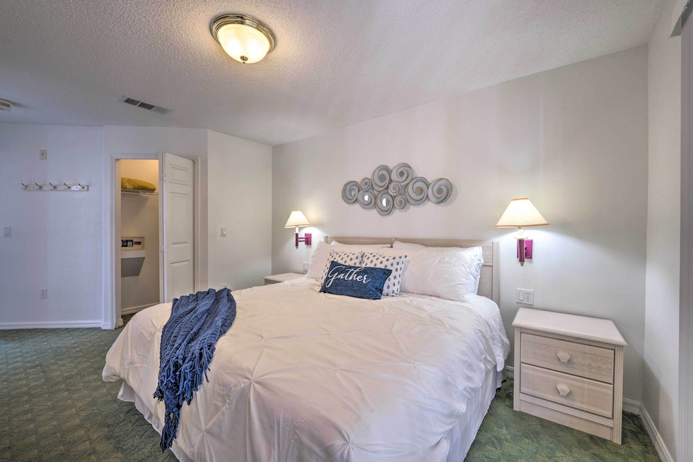 Bright Kissimmee Townhome Near Disney World! view 4