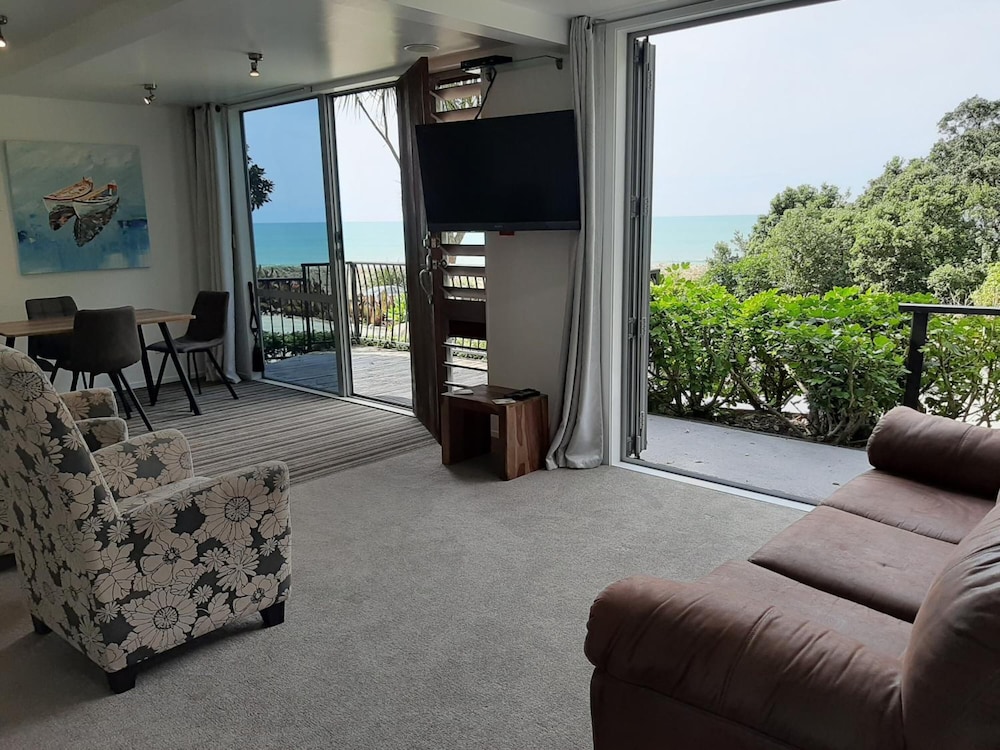 Ohiwa Beach Apartments Motel