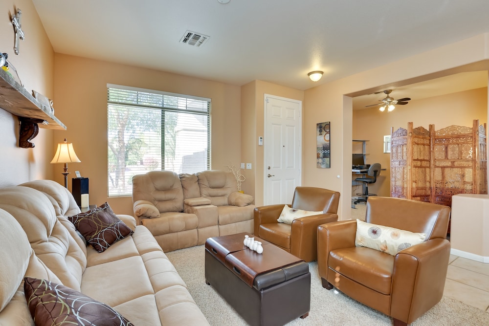 5 Mi to State Farm Stadium: Home w/ Private Pool!