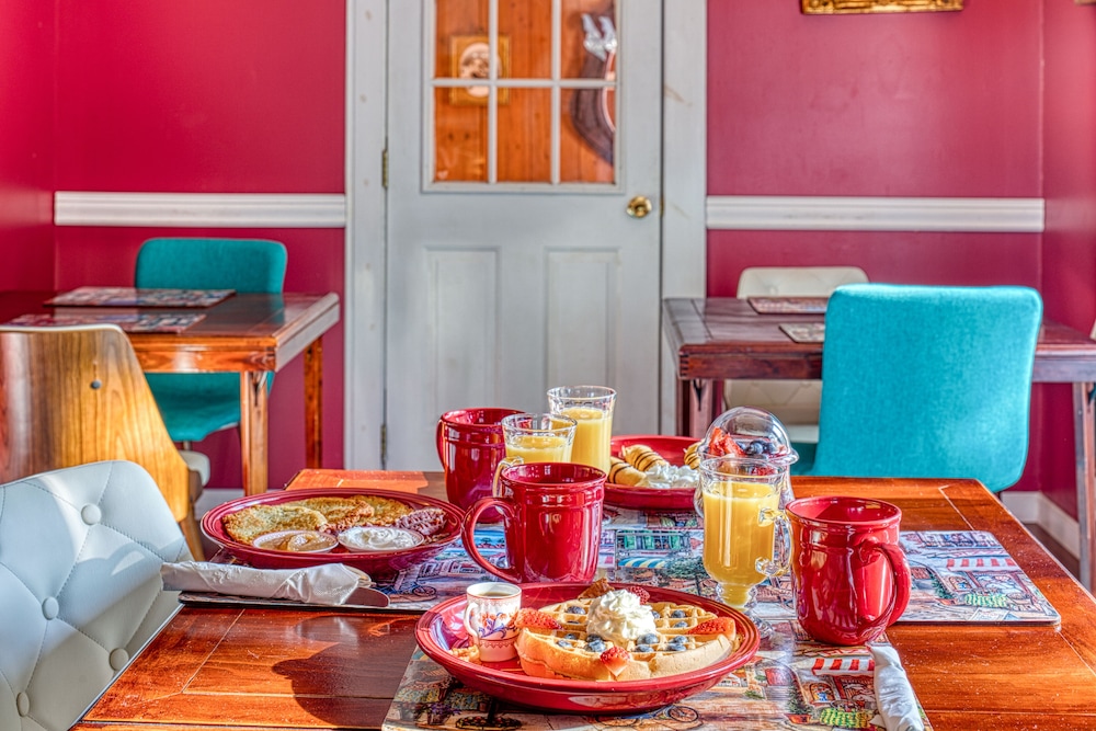 Mountain Treasure B&B