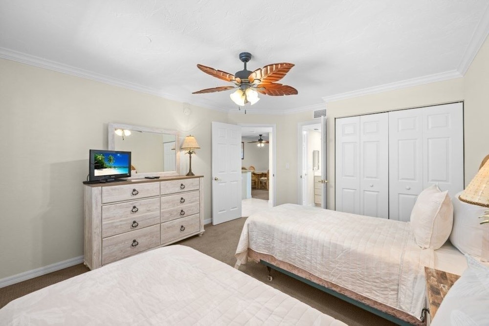 Pointe Santo A45 2 Bedroom Condo