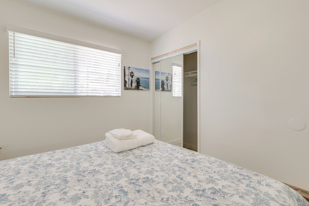 8 Mi to Carlsbad Beach: Home w/ Patio & Yard