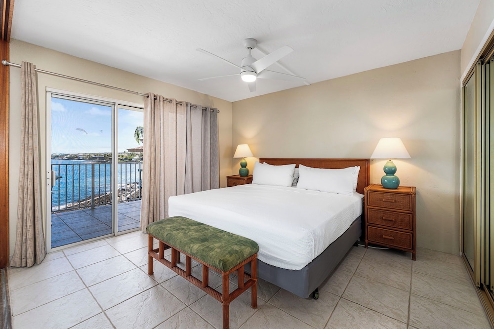 Ocean Front - Direct View of Kailua Bay - Vrkcv